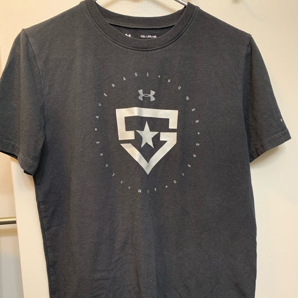 Under Armour dri fit tee